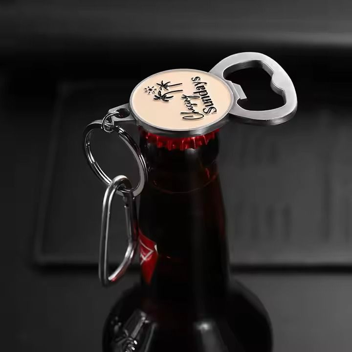 Hot Bulk Key Chain Beer Bottle Opener Cheap Metal Magnetic Wine Opener Keyholder Soft Enamel Custom Bottle Opener Keychain