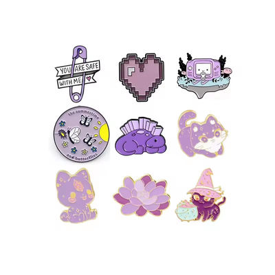 Хорошая цена. Металлические 1,5 дюймовые мягкие эмалевые лапельные щитки Металлические жесткие металлические щитки онлайн