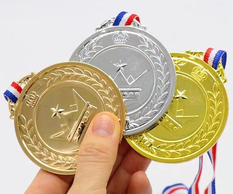 Футбольные трофеи Медали на заказ Спортивные награды Металл Эмаль Футболные военные награды на заказ