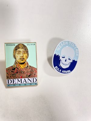 Хорошая цена. Специальный лапельный штифт толщиной 1,5 мм и размером 35 мм, сделанный за 5-7 рабочих дней онлайн